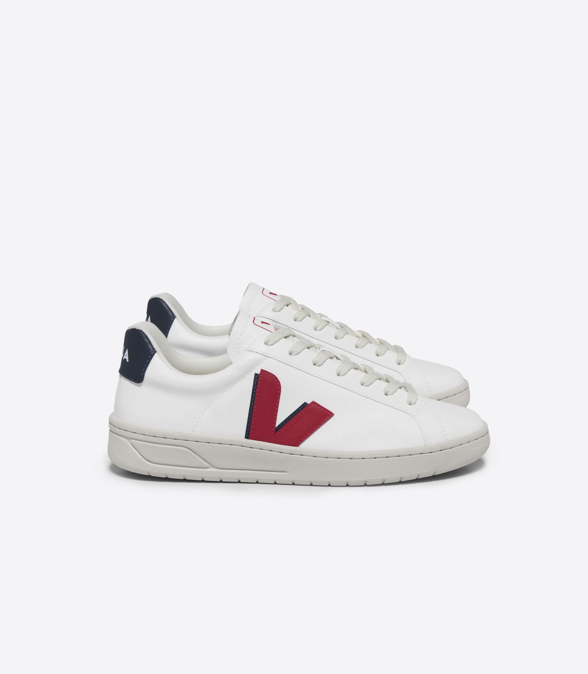 Veja Men's Urca CWL White Pekin Nautico