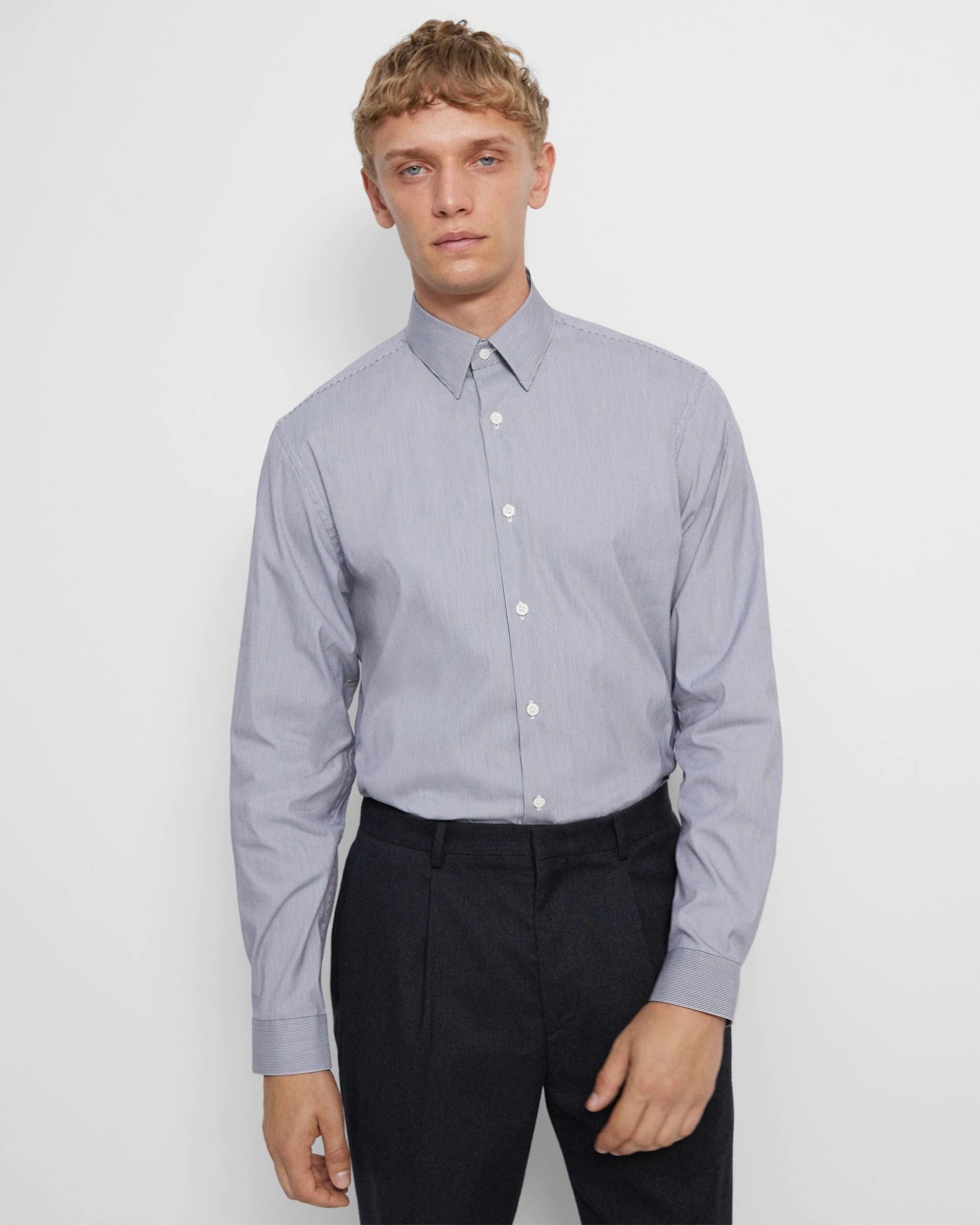 Theory Irving Shirt in Good Cotton - Baltic/White