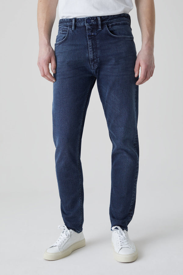 Closed Cooper Tapered Jeans in Dark Blue