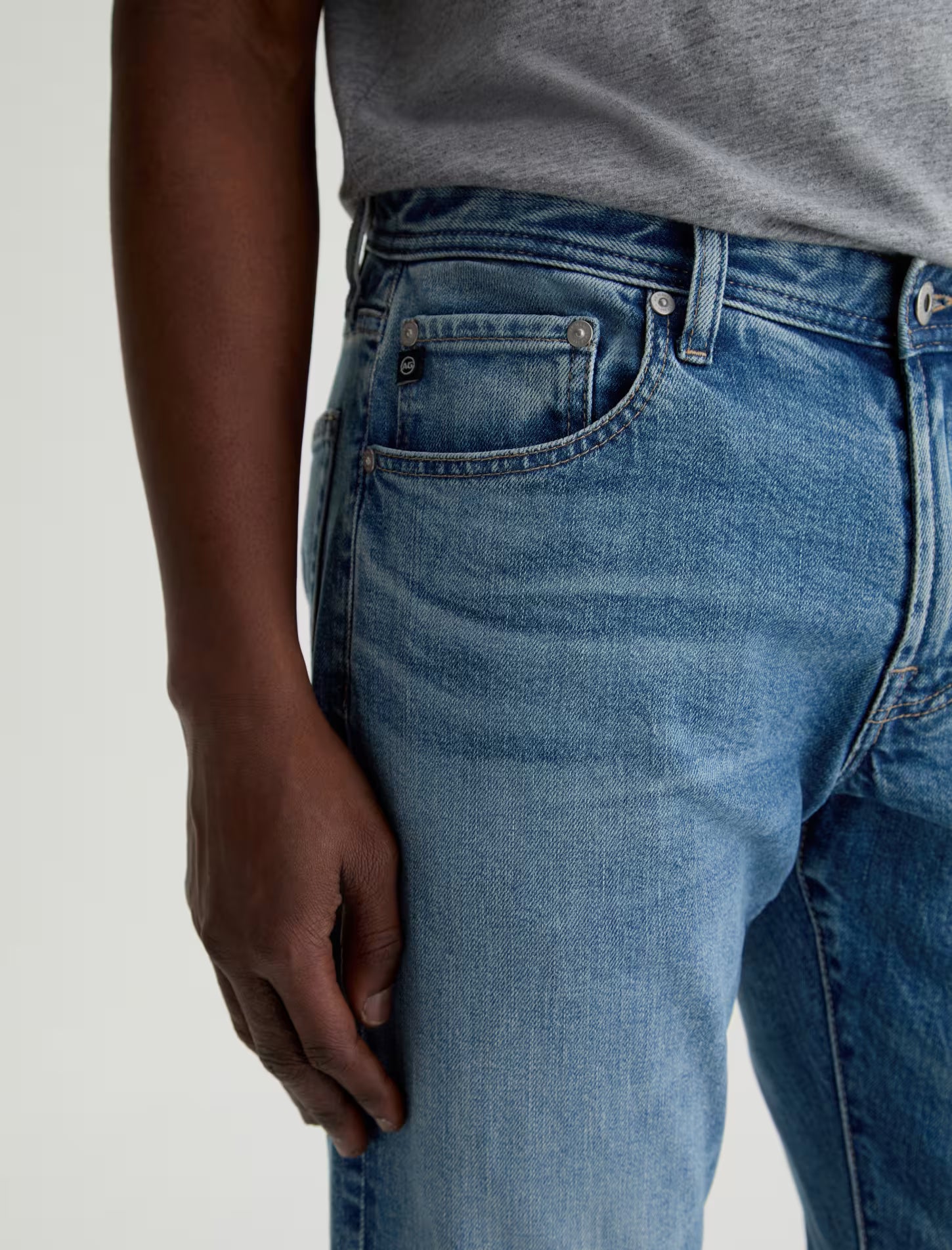 AG Everett Jean Slim Straight - Chaparral