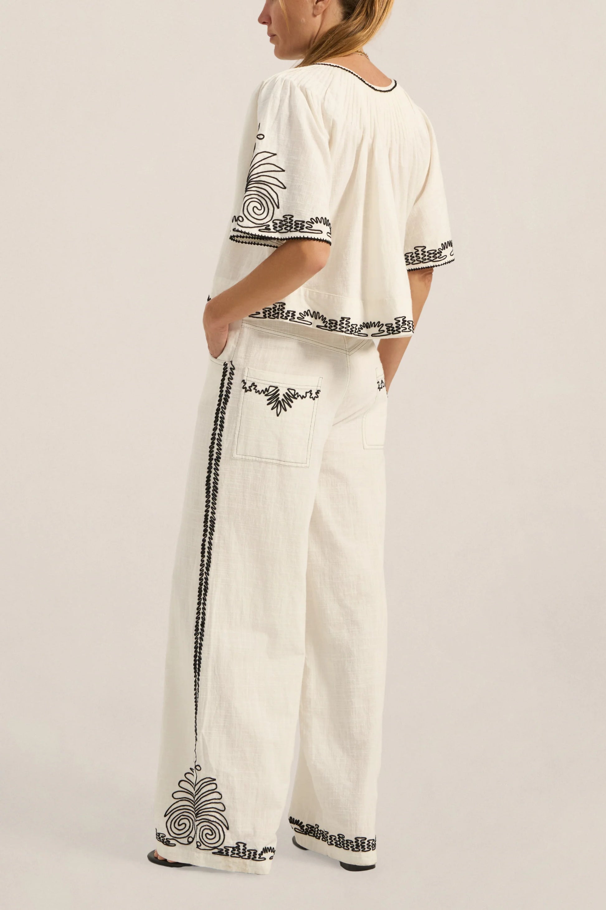 Ilio Nema Calliope Dori Embroidery Top