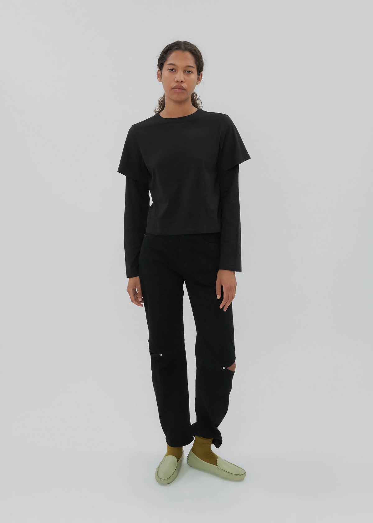 Still Here 2Tee in Black