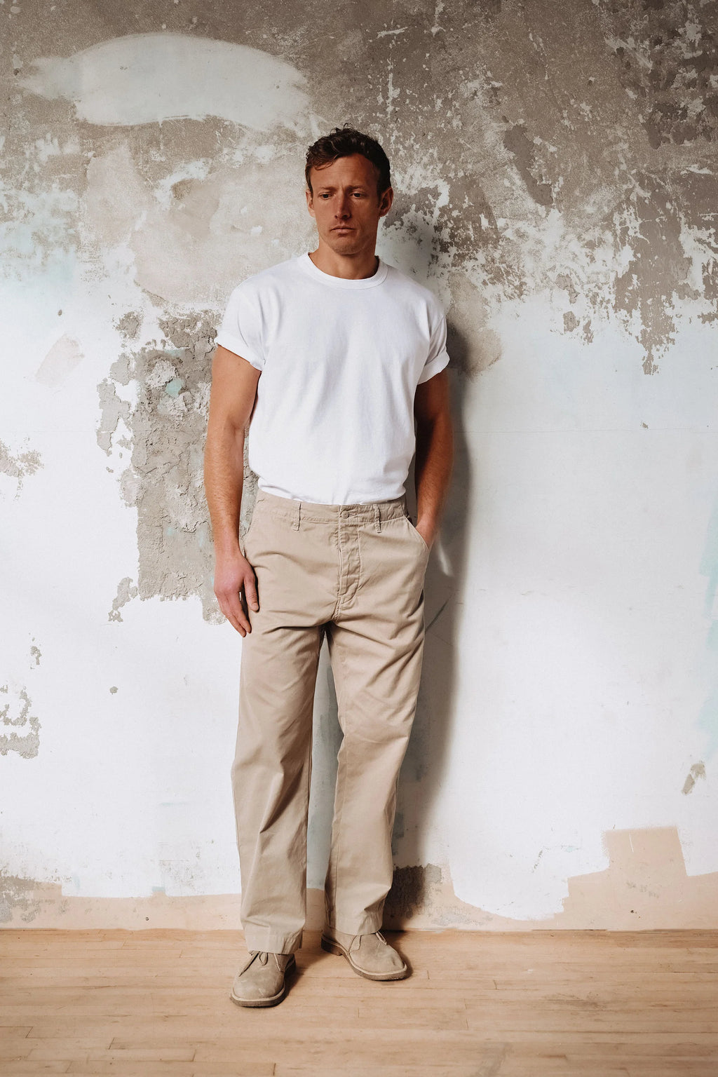 Save Khaki United Relaxed Twill Chino - Khaki