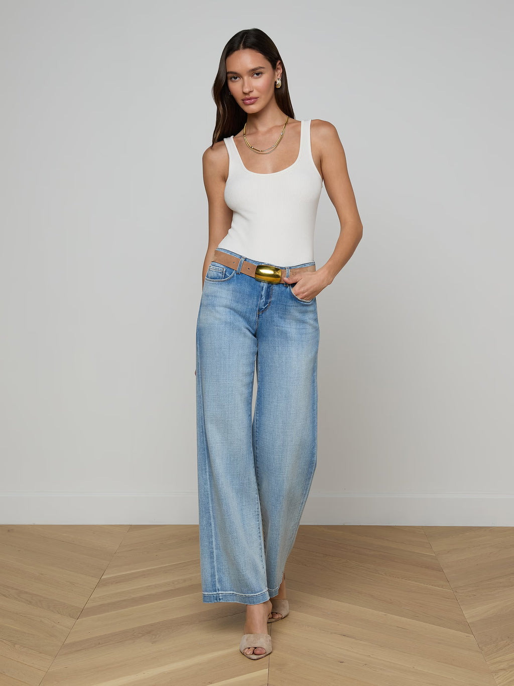 L'Agence Joanne Low-Rise Wide-Leg Jean - Dry Ice