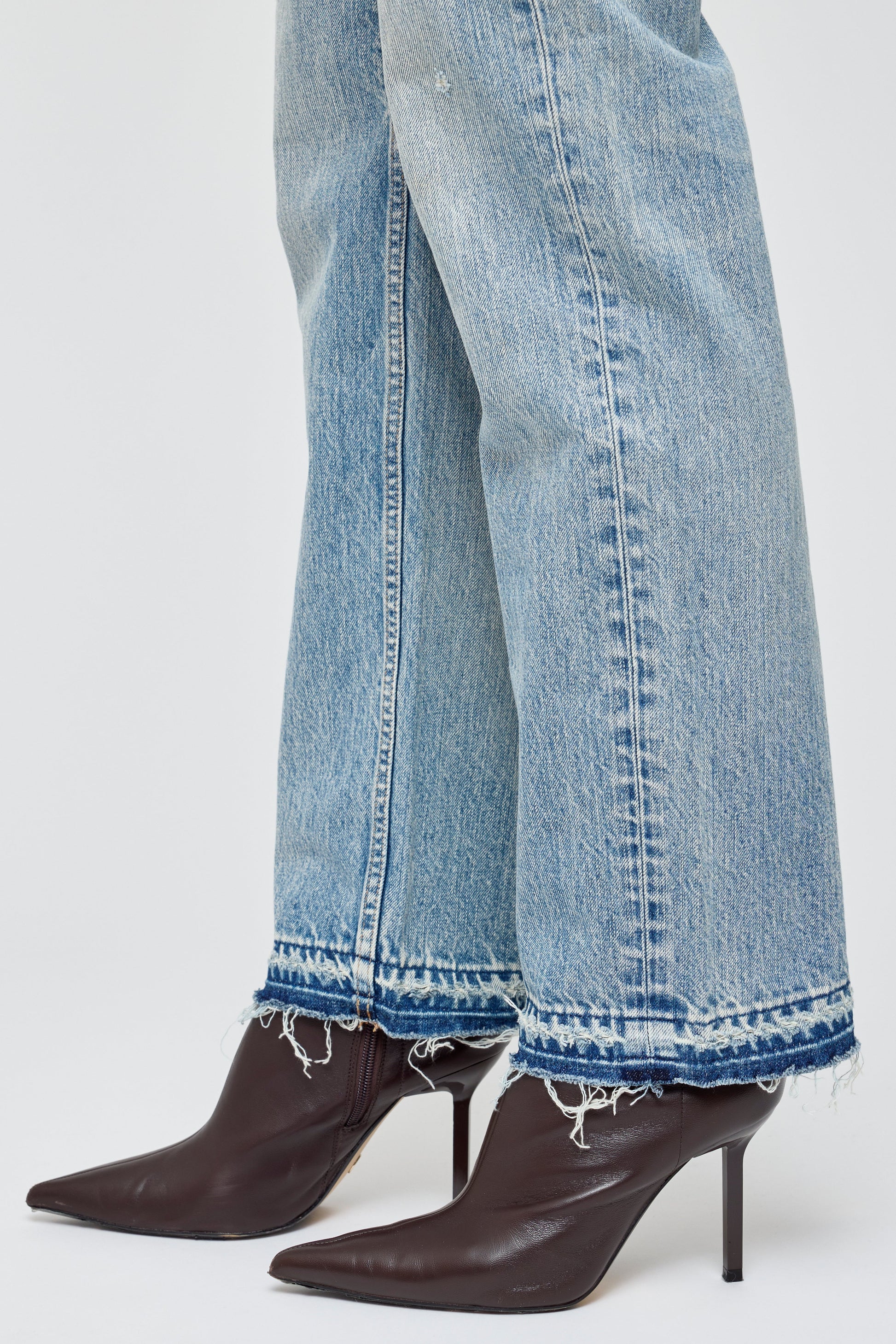 Moussy Arverne Low Rise Straight Jean