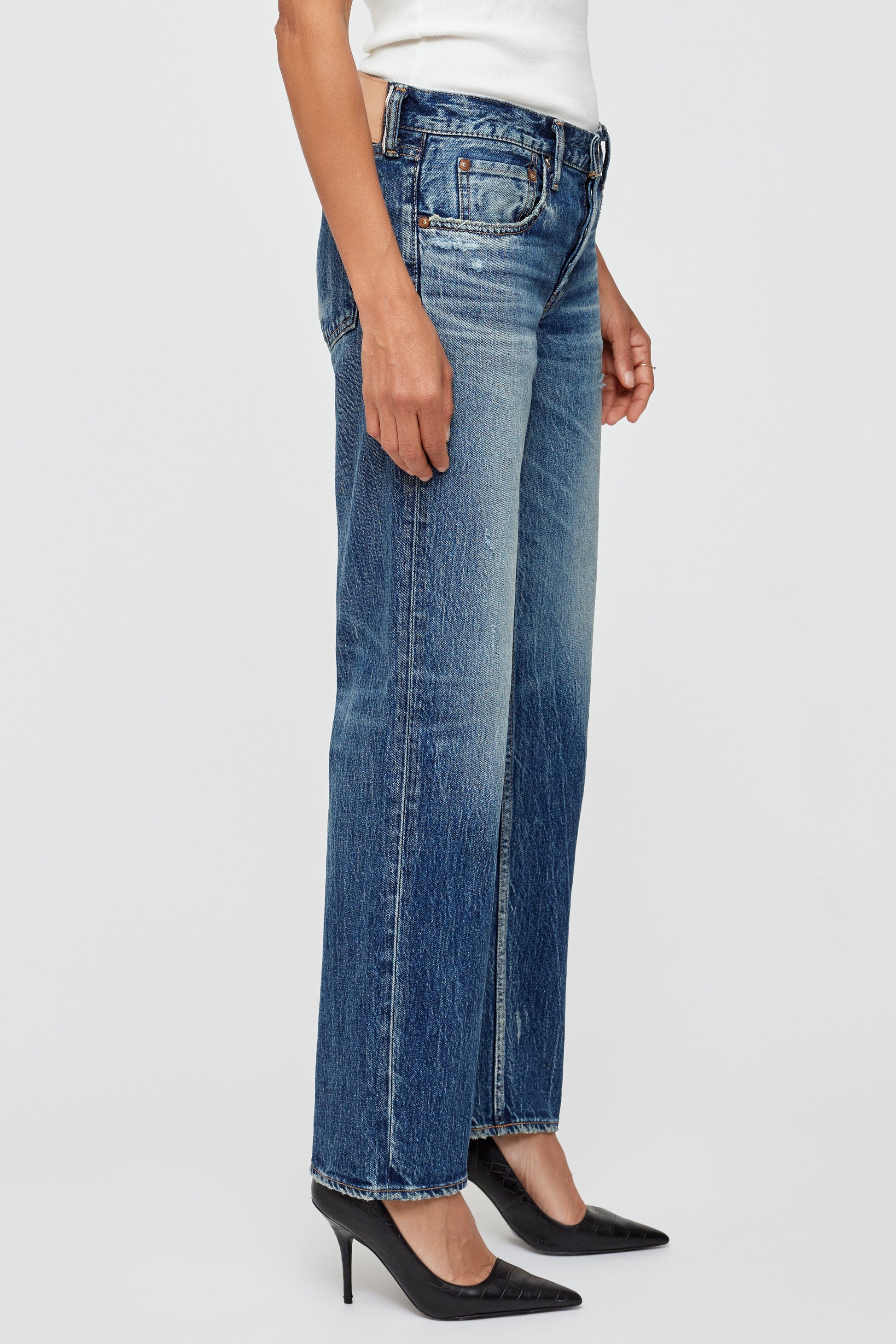 Moussy Cedarhurst Straight-Low
