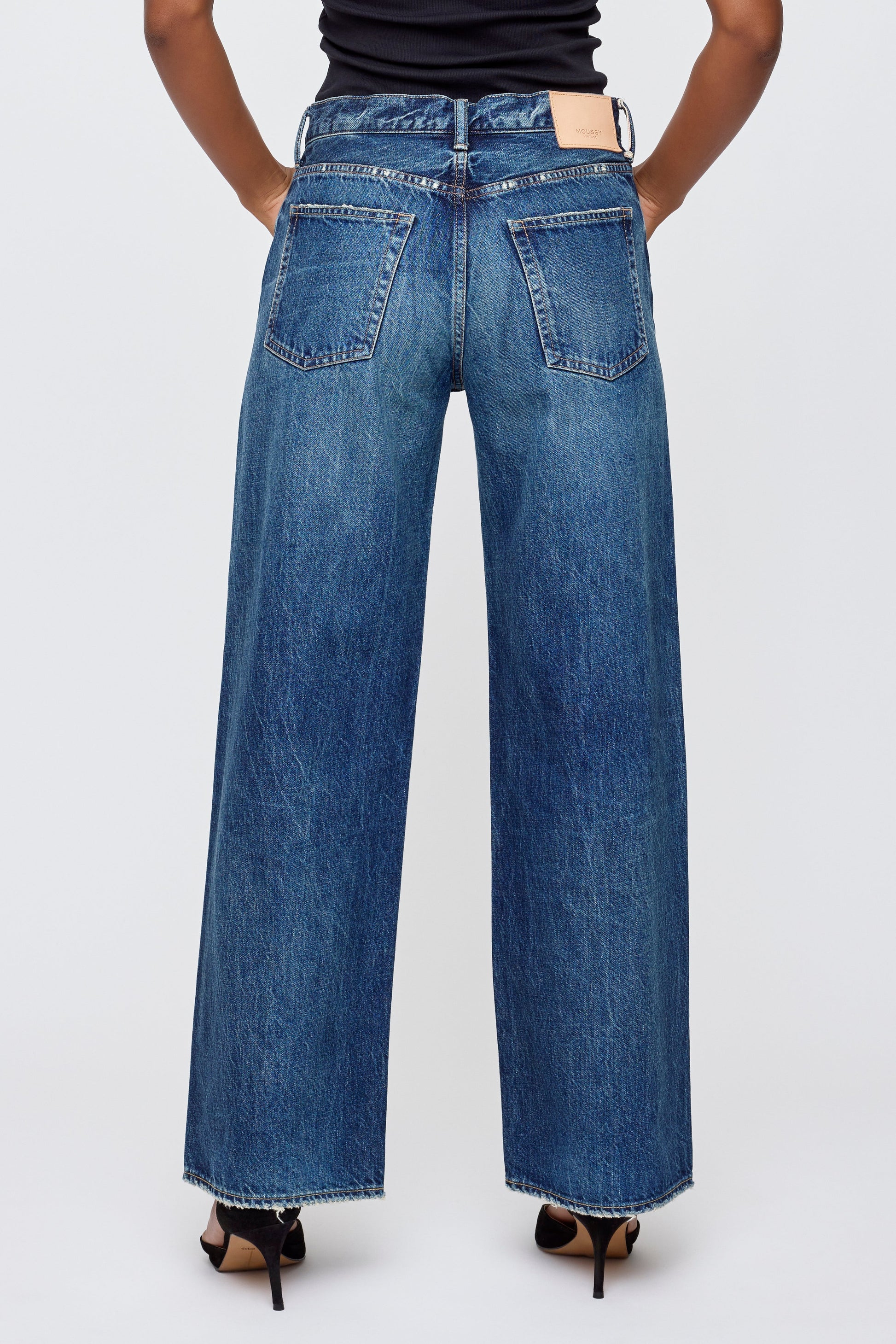 Moussy Ashmont Loose Straight Jeans - Blue