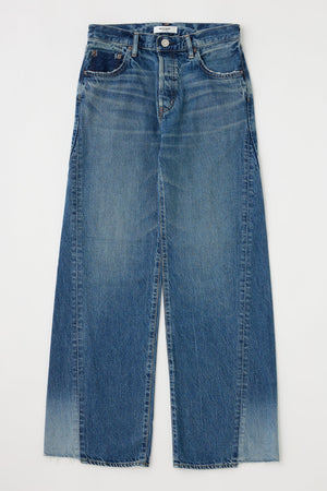 Moussy Panel Wide - Holyoke