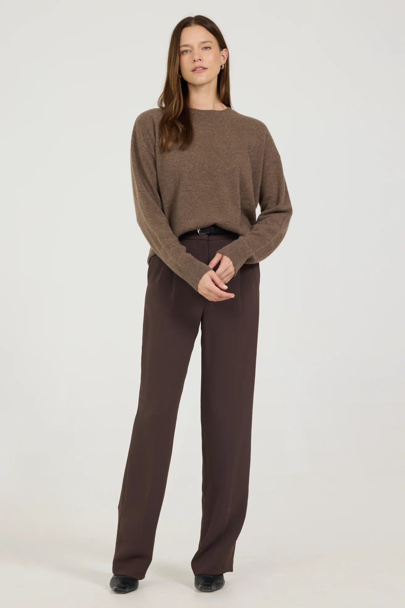 One Grey Day Bryn Cashmere Crewneck - Husk