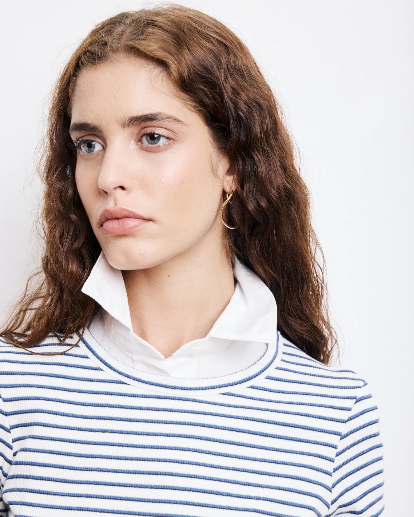 Hartford Take T-Shirt - Off-White & Navy Blue