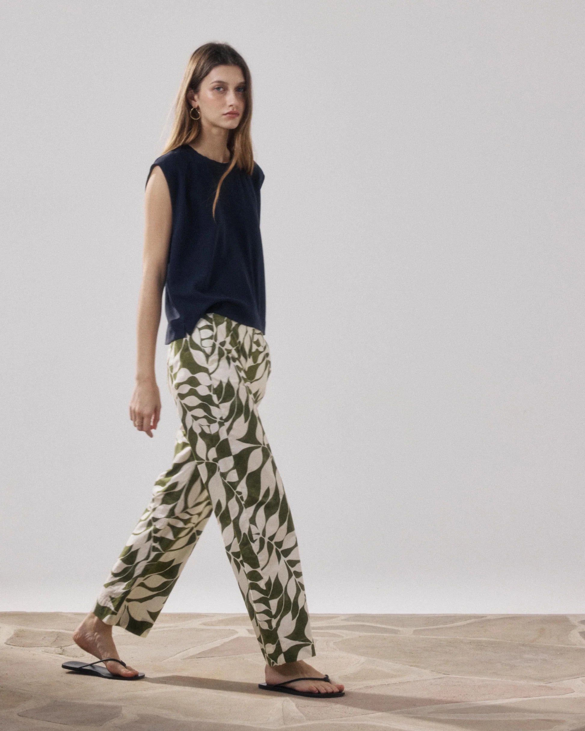 Hartford Perf Pants - White & Khaki