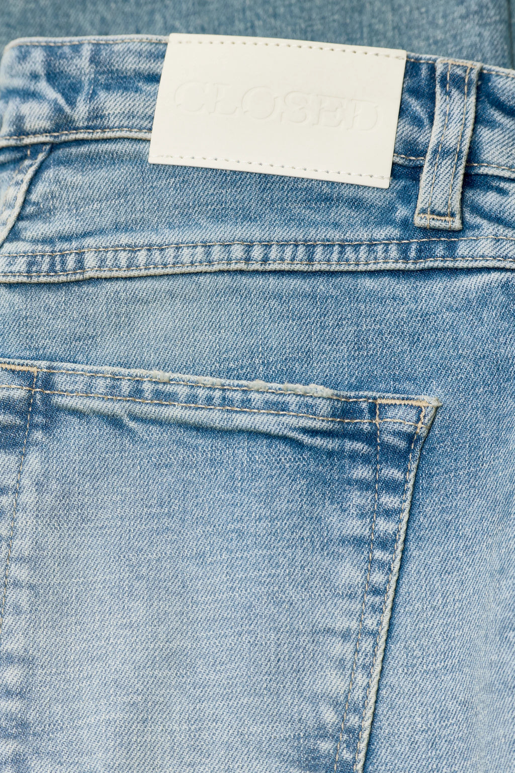 Closed Flared Jeans - Jovanna