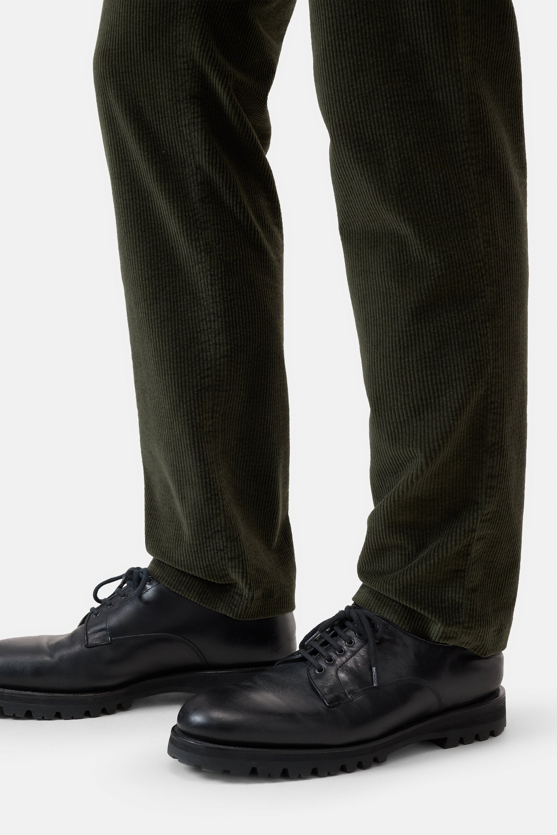 Closed Slim Corduroy Pants - Clifton True - Dark Olive Green