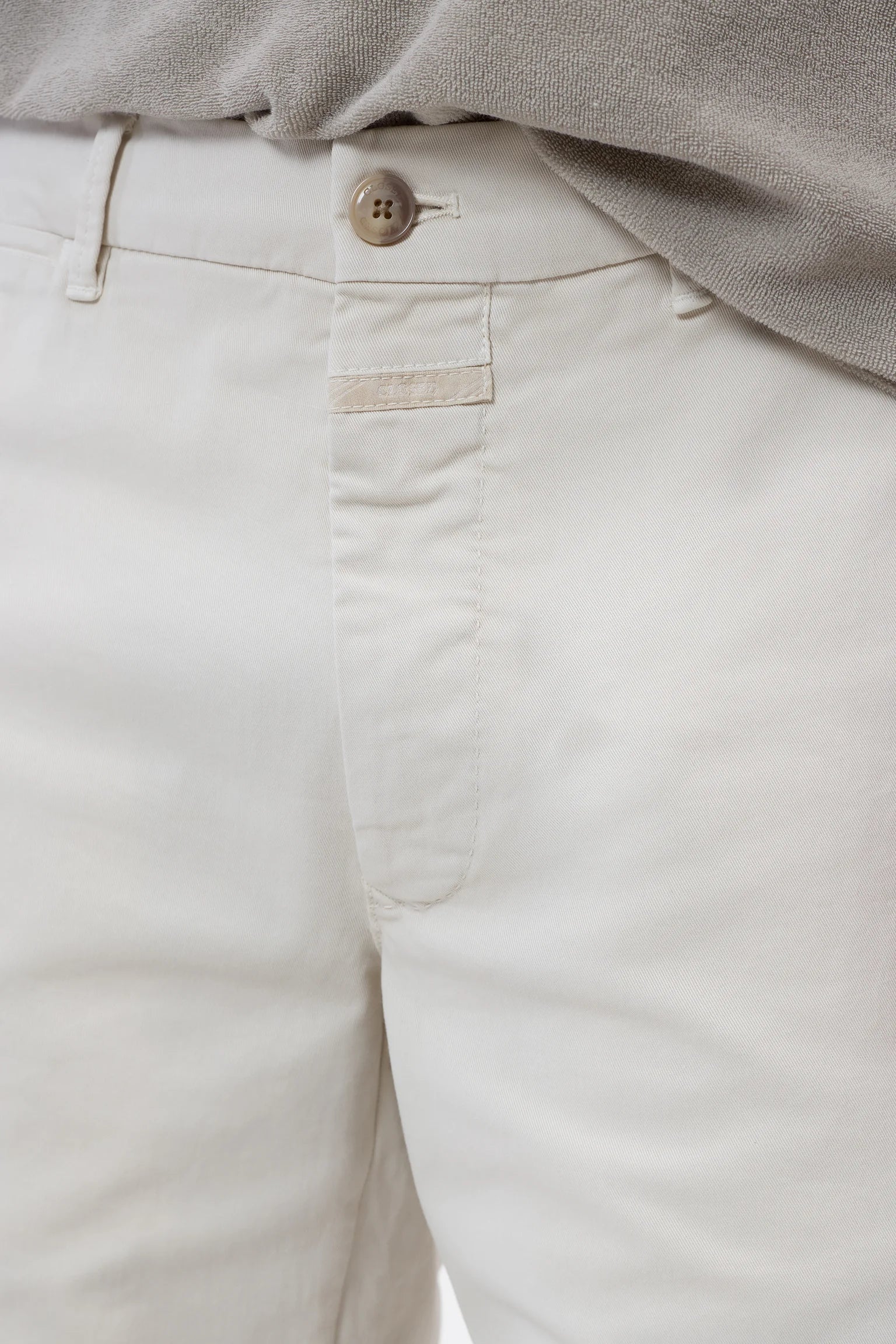 Closed Chino Shorts - Whipped Cream