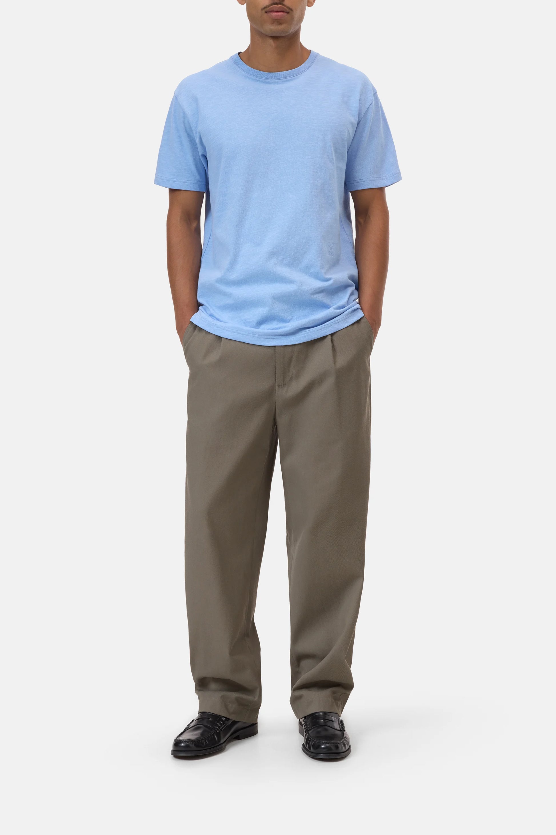 Closed T-shirt  - Sky Blue