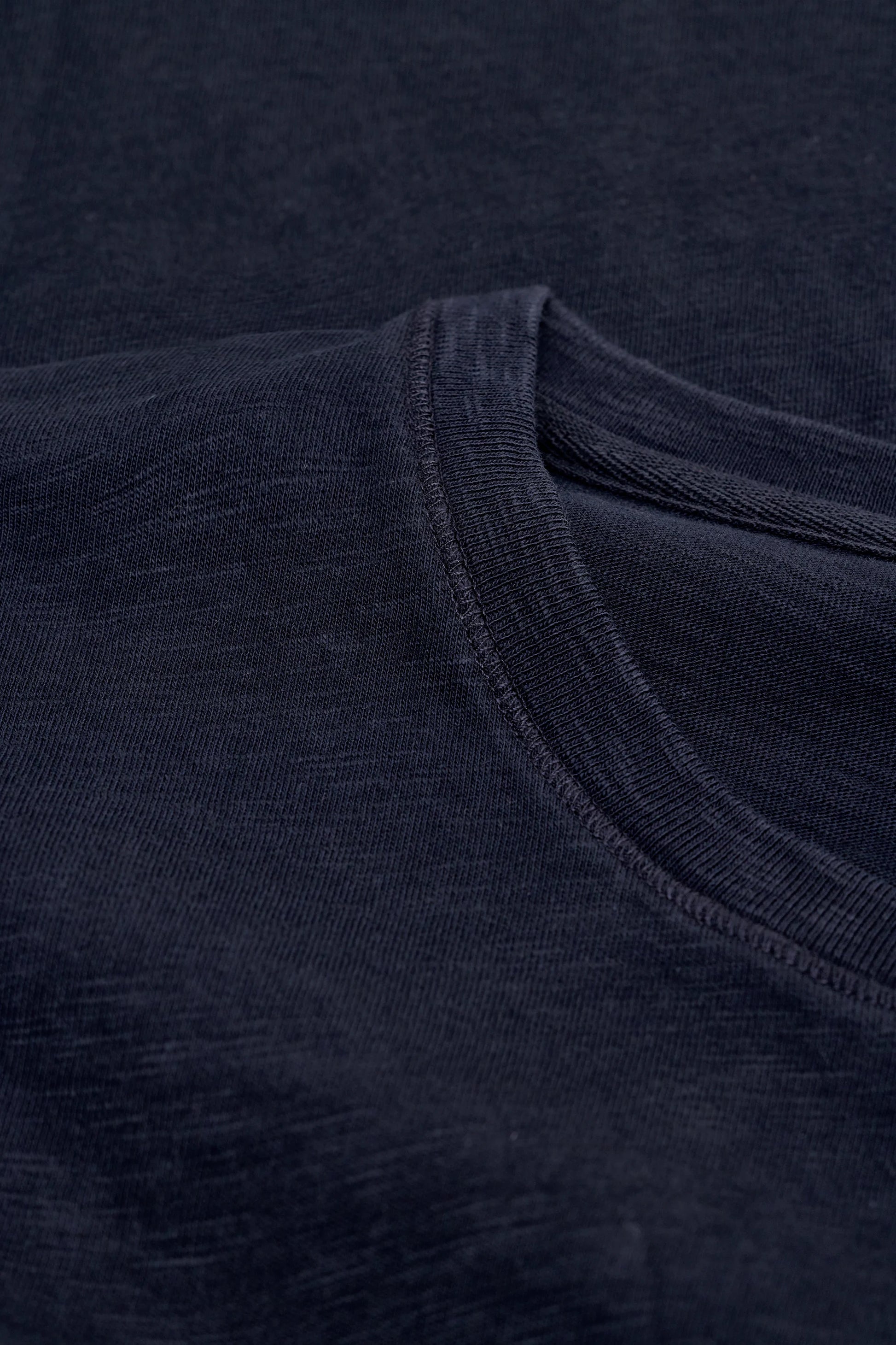 Closed T-shirt  - Dark Night