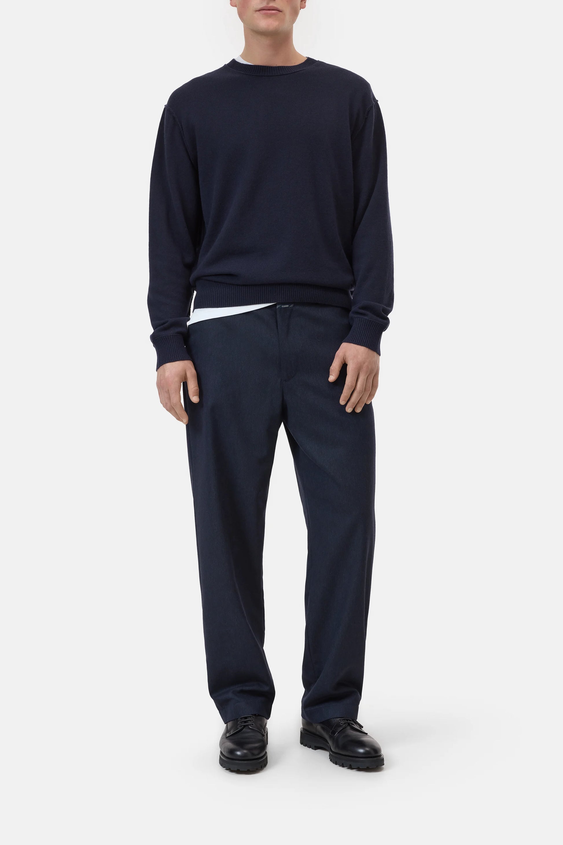 Closed Cashmere Crew - Dark Night