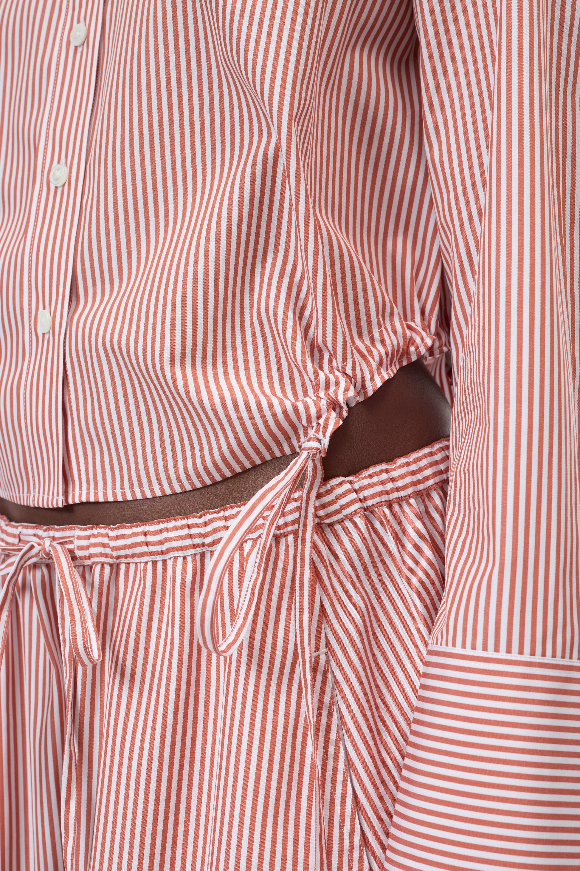 Closed Gathered Shirt