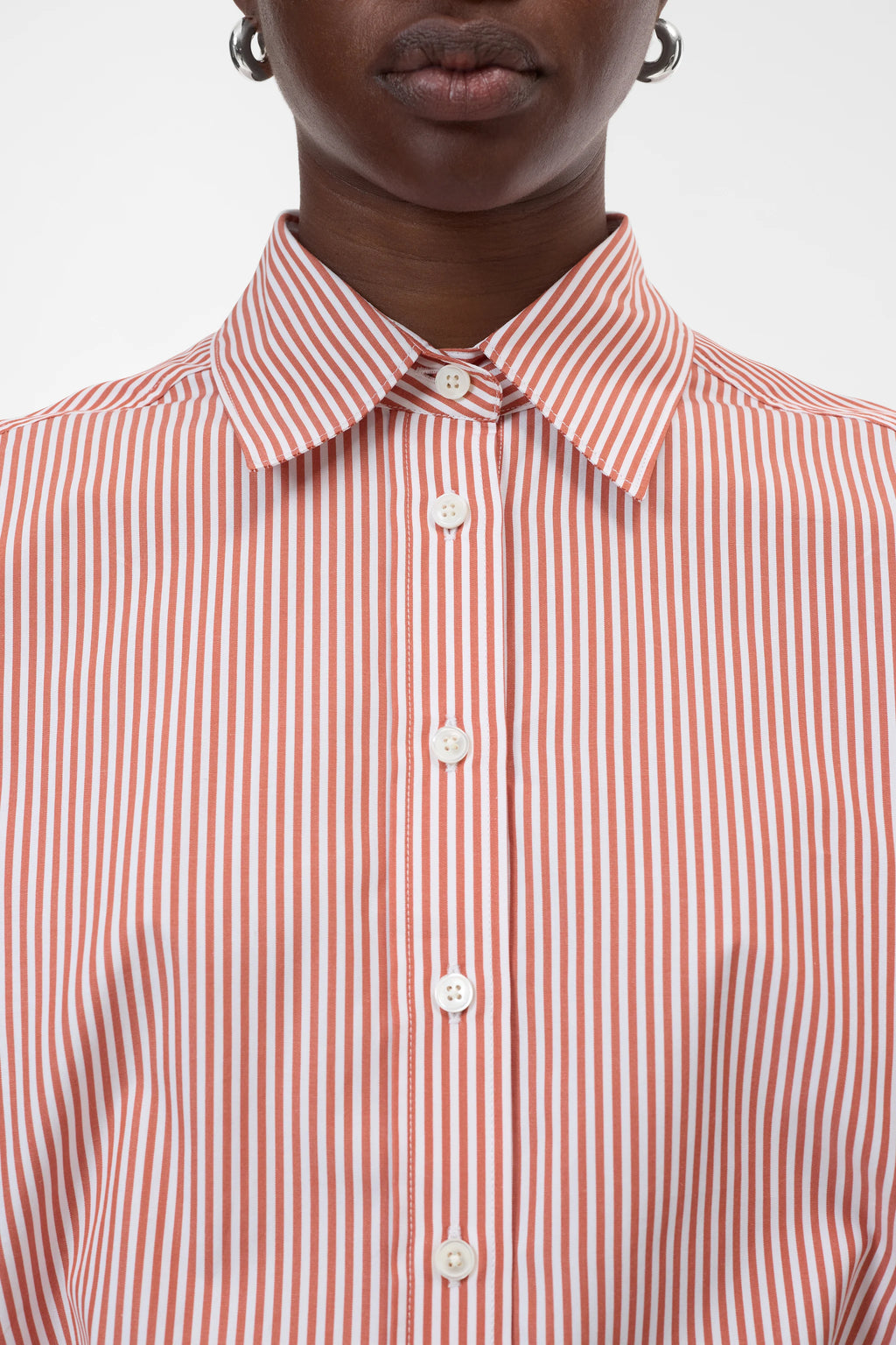 Closed Gathered Shirt