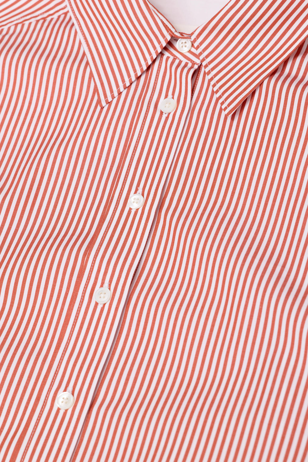 Closed Gathered Shirt