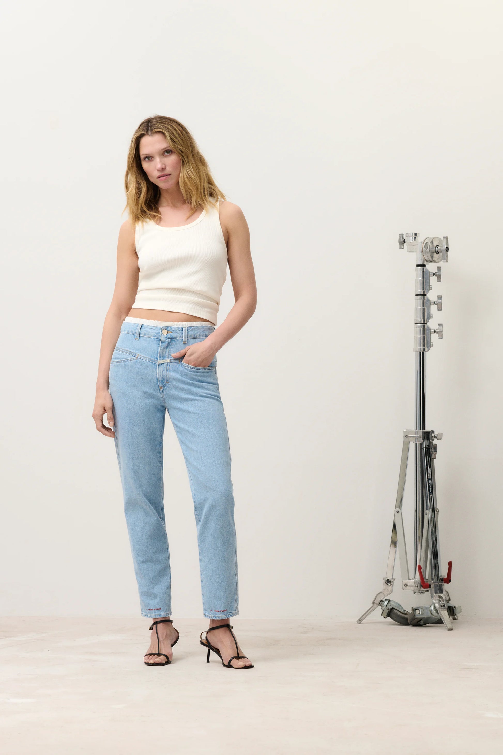 Closed Cotton Tank Top - White