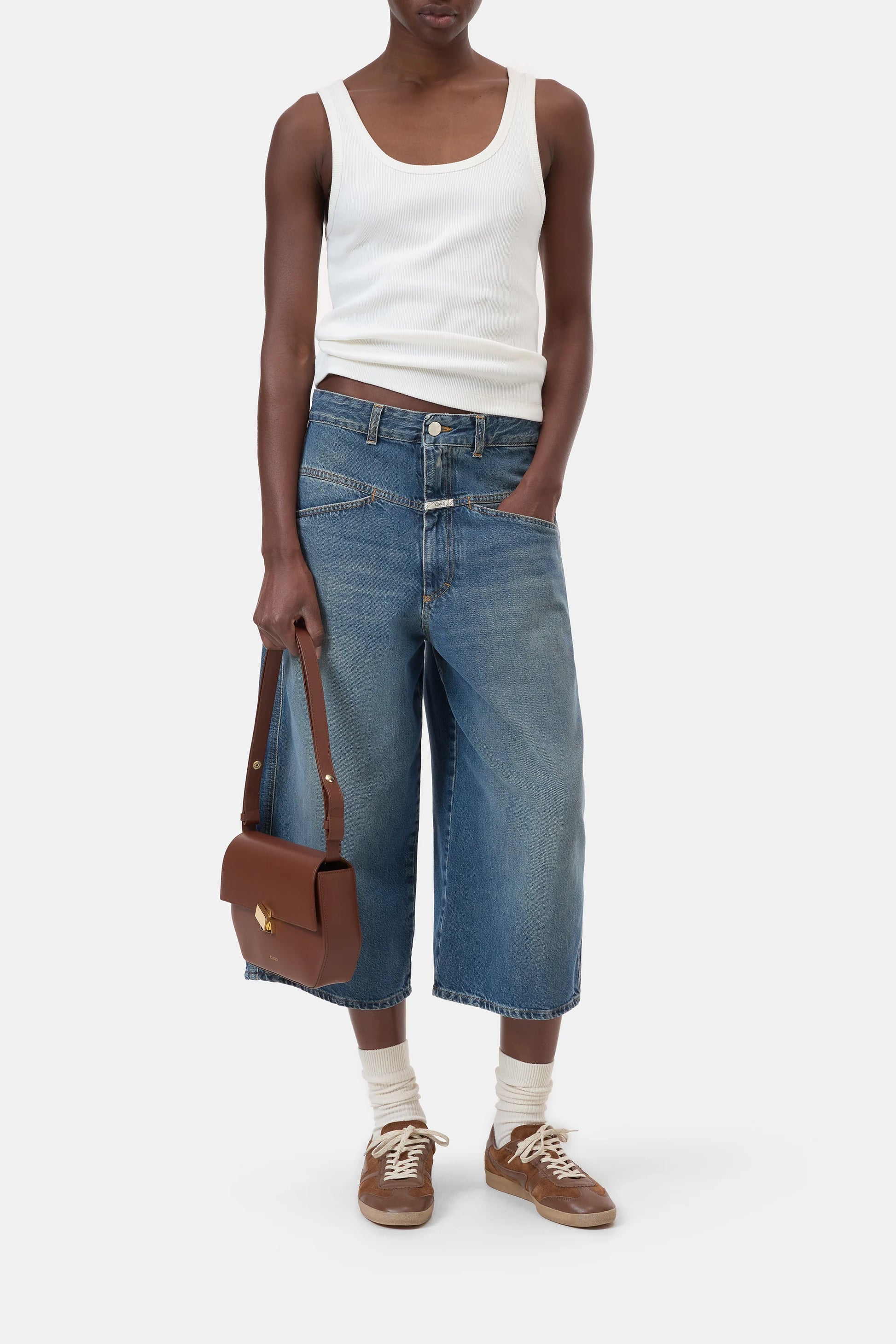 Closed Tank Top - Ivory