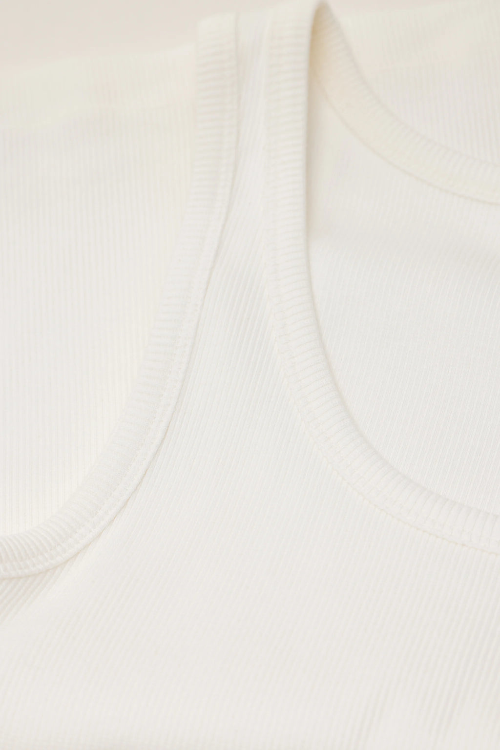 Closed Tank Top - Ivory