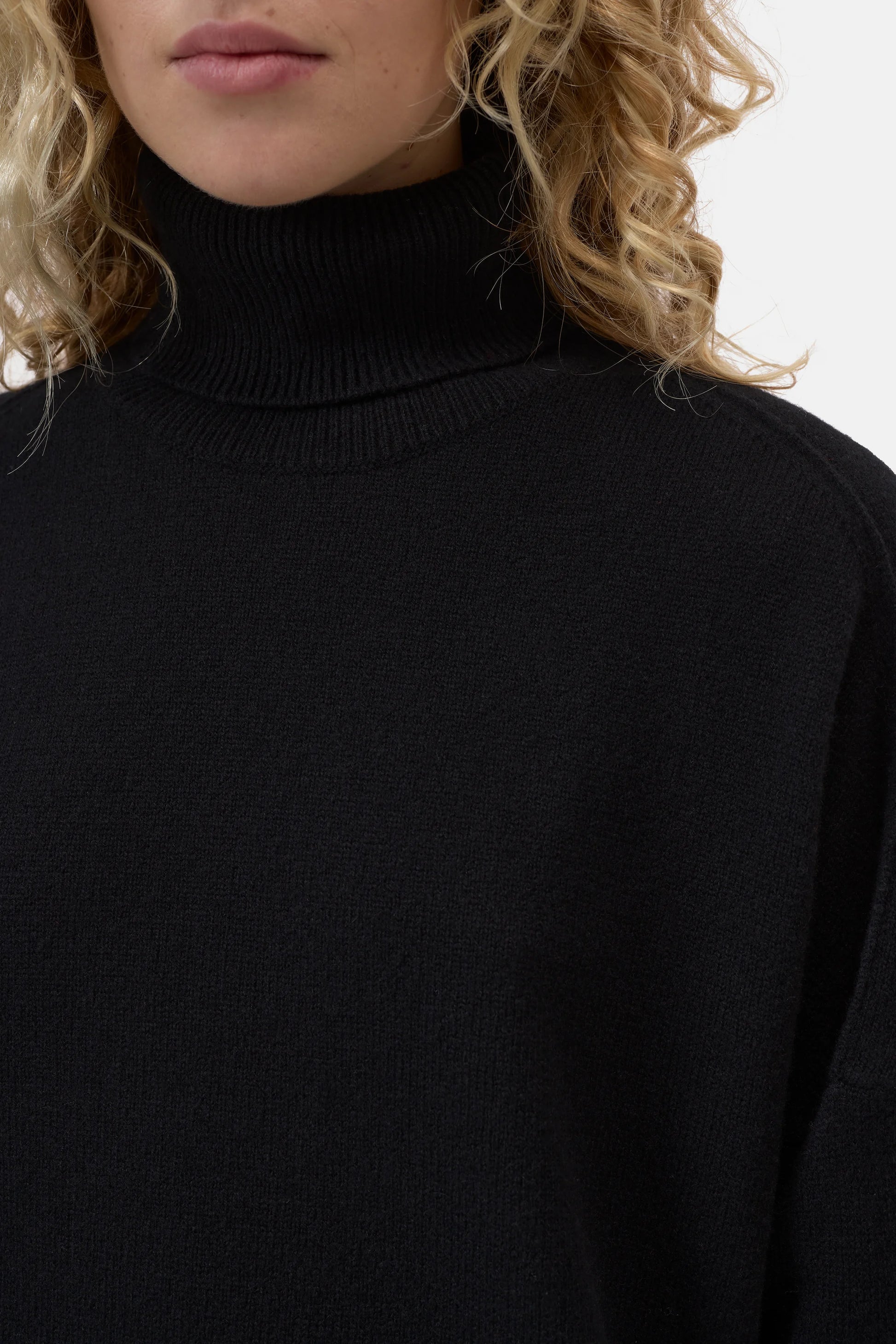 CLOSED Merino Wool Turtleneck - Black