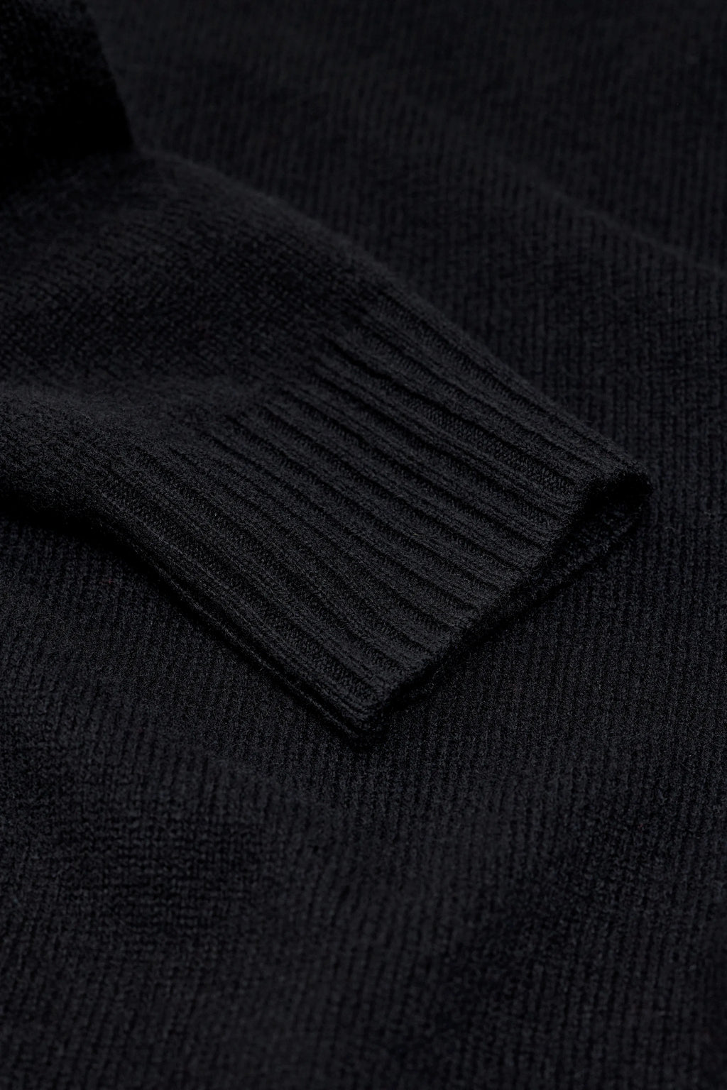 CLOSED Merino Wool Turtleneck - Black