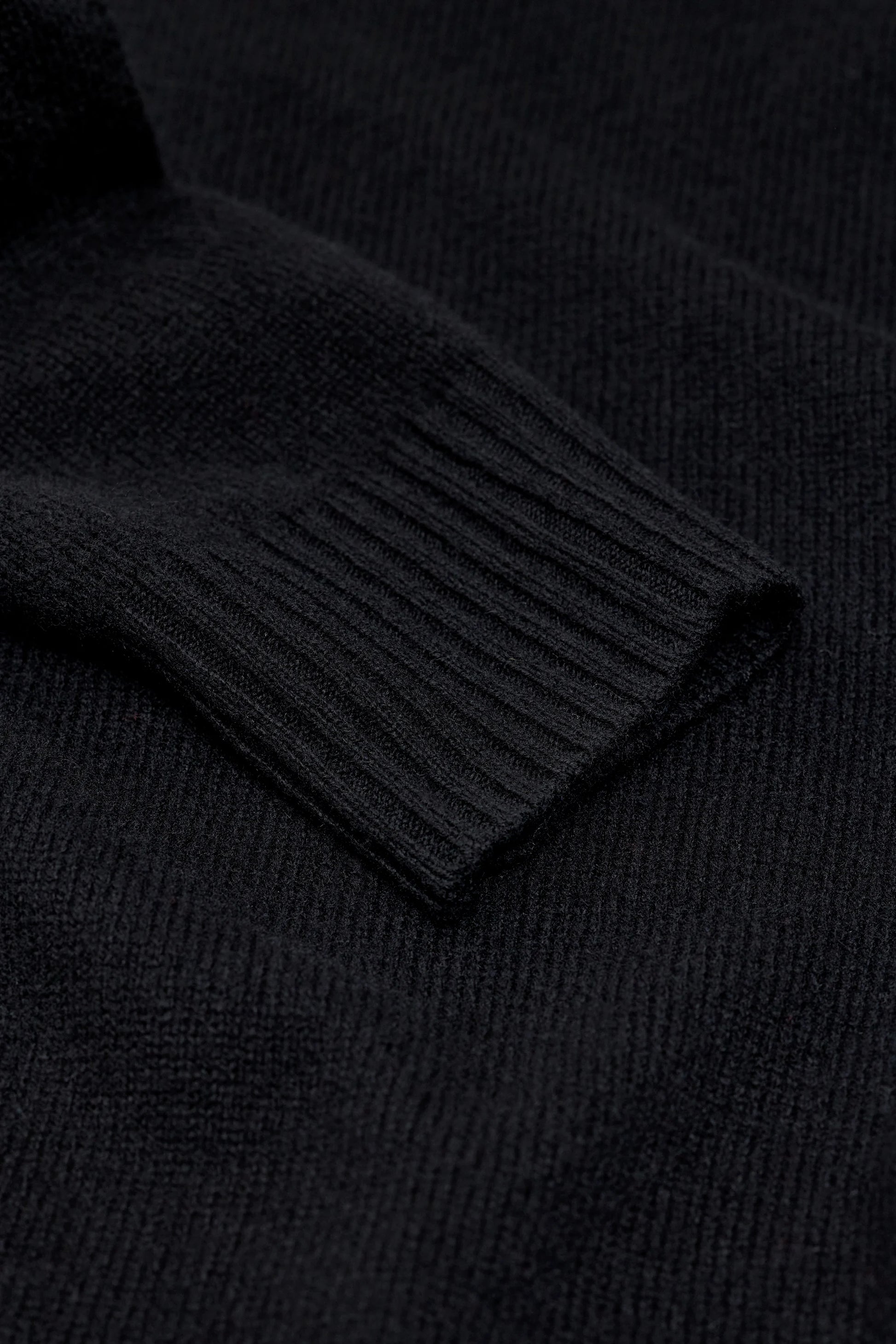 CLOSED Merino Wool Turtleneck - Black