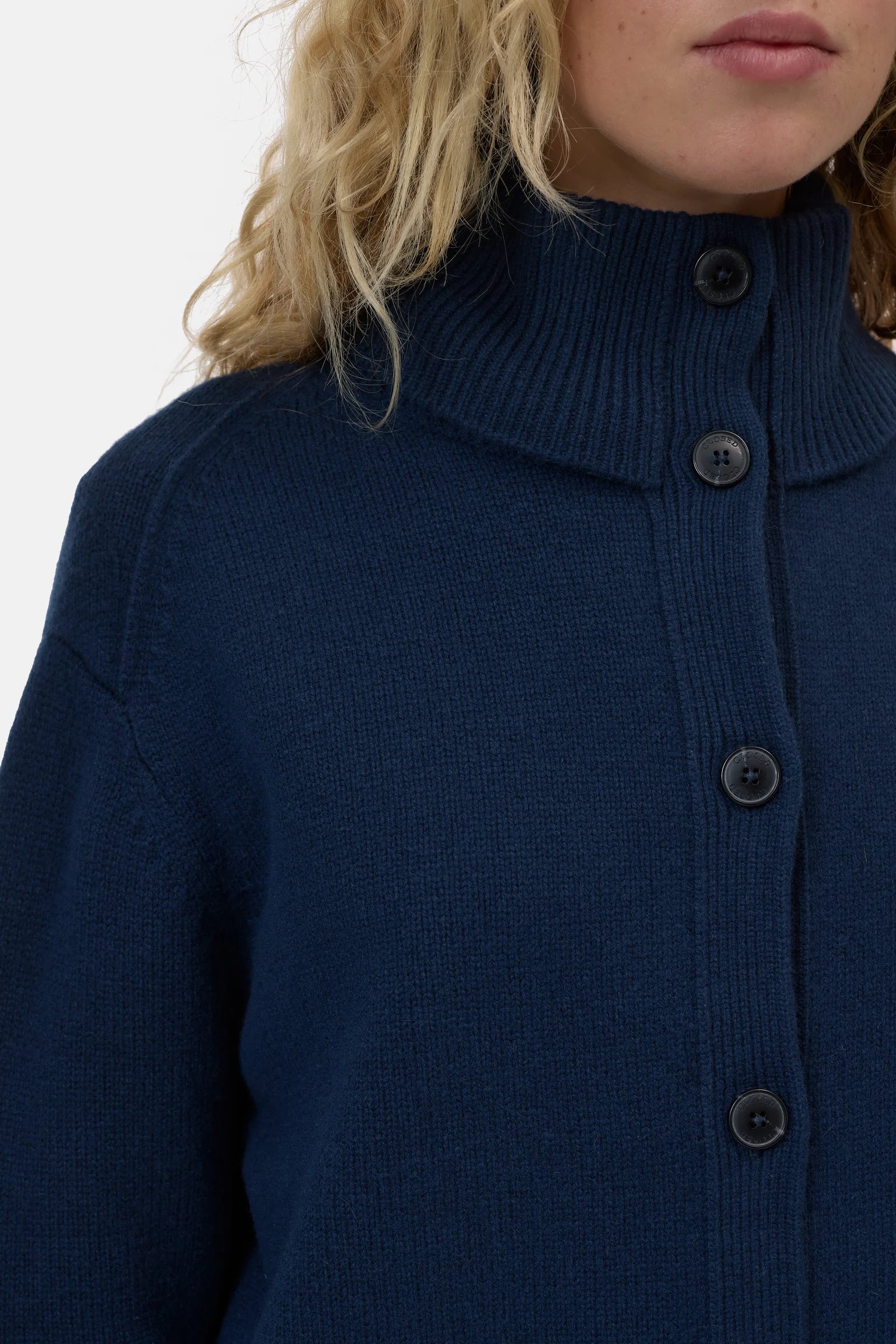Closed Rollkragen Cardigan - Dark Night