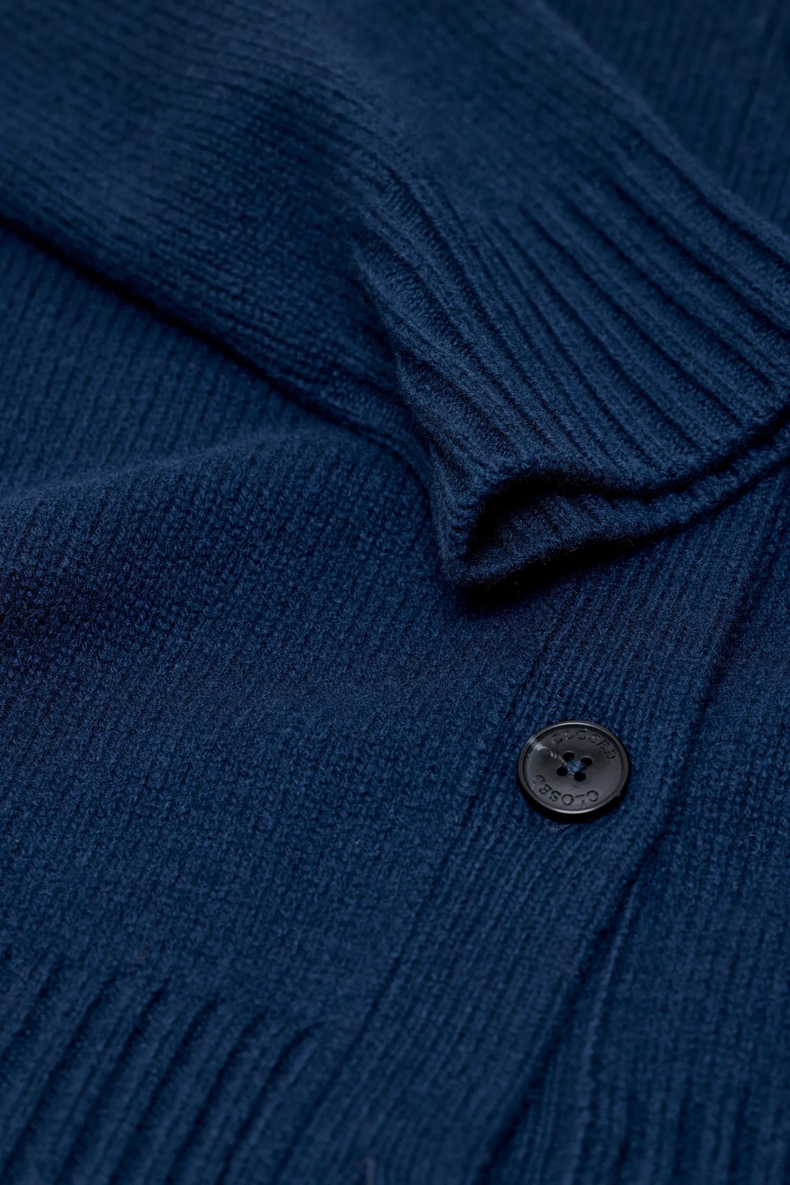 Closed Rollkragen Cardigan - Dark Night