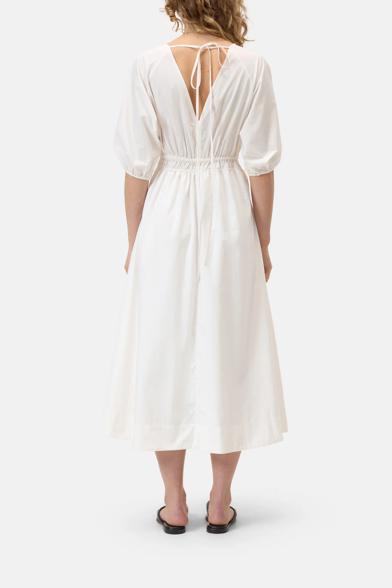 Closed Women V-neck Dress made of organic cotton (Size M)