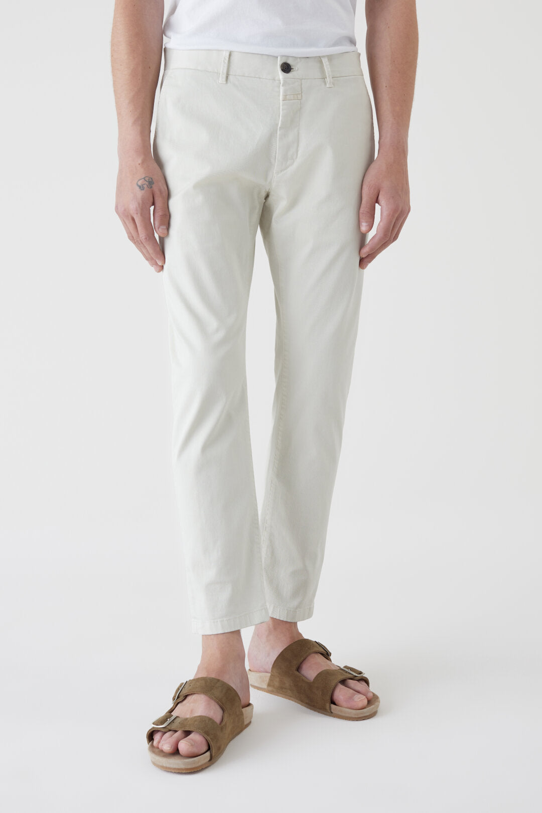 Closed Clifton Slim Chino