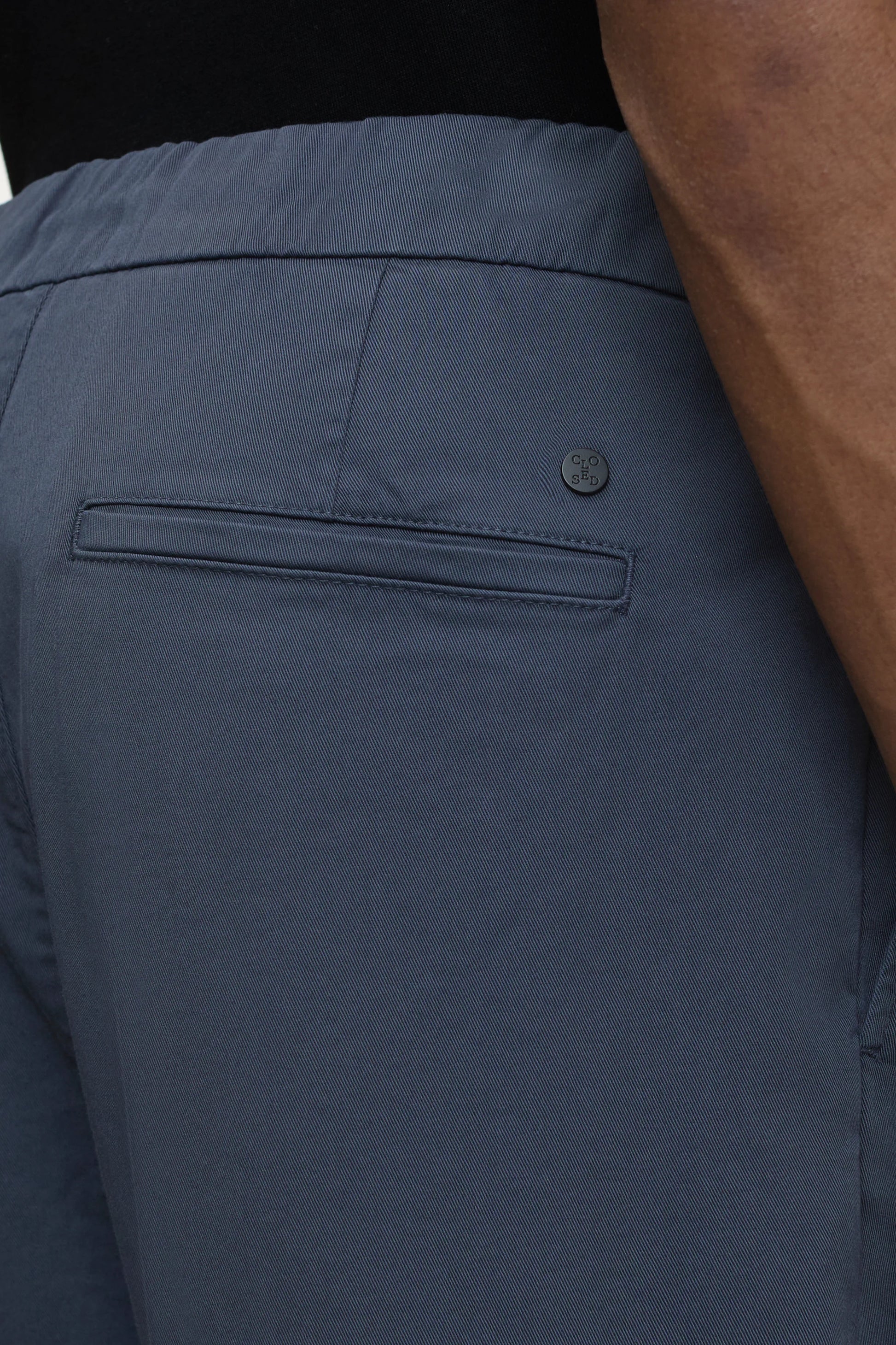 Closed Vigo Tapered  Trousers - Smokey Blue