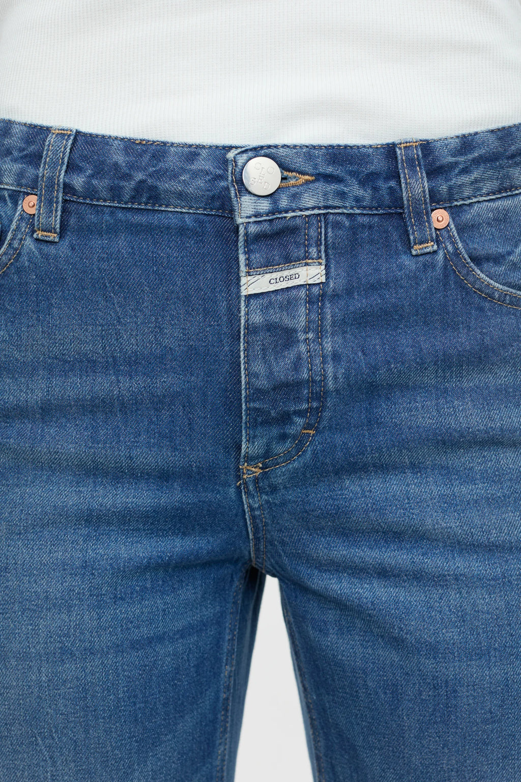 Closed Gillan - Mid Blue