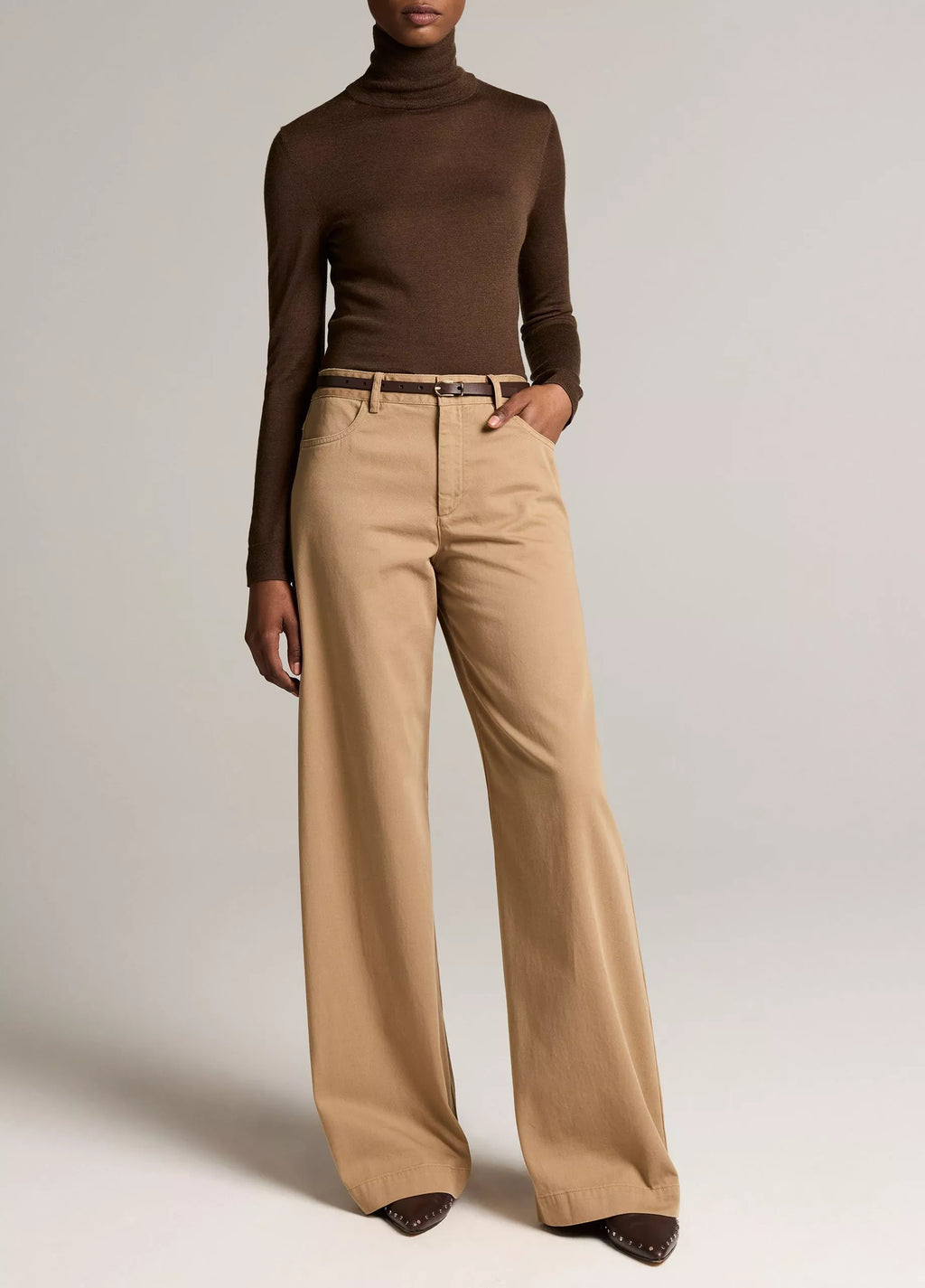 Vince Cashmere Turtleneck Sweater - Pinewood