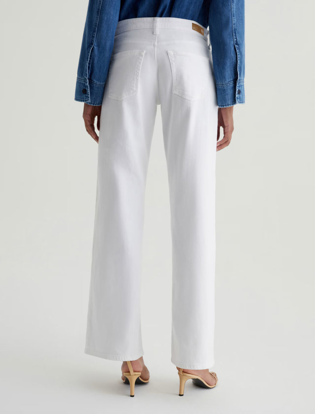 AG Adria Jean - Gallery White