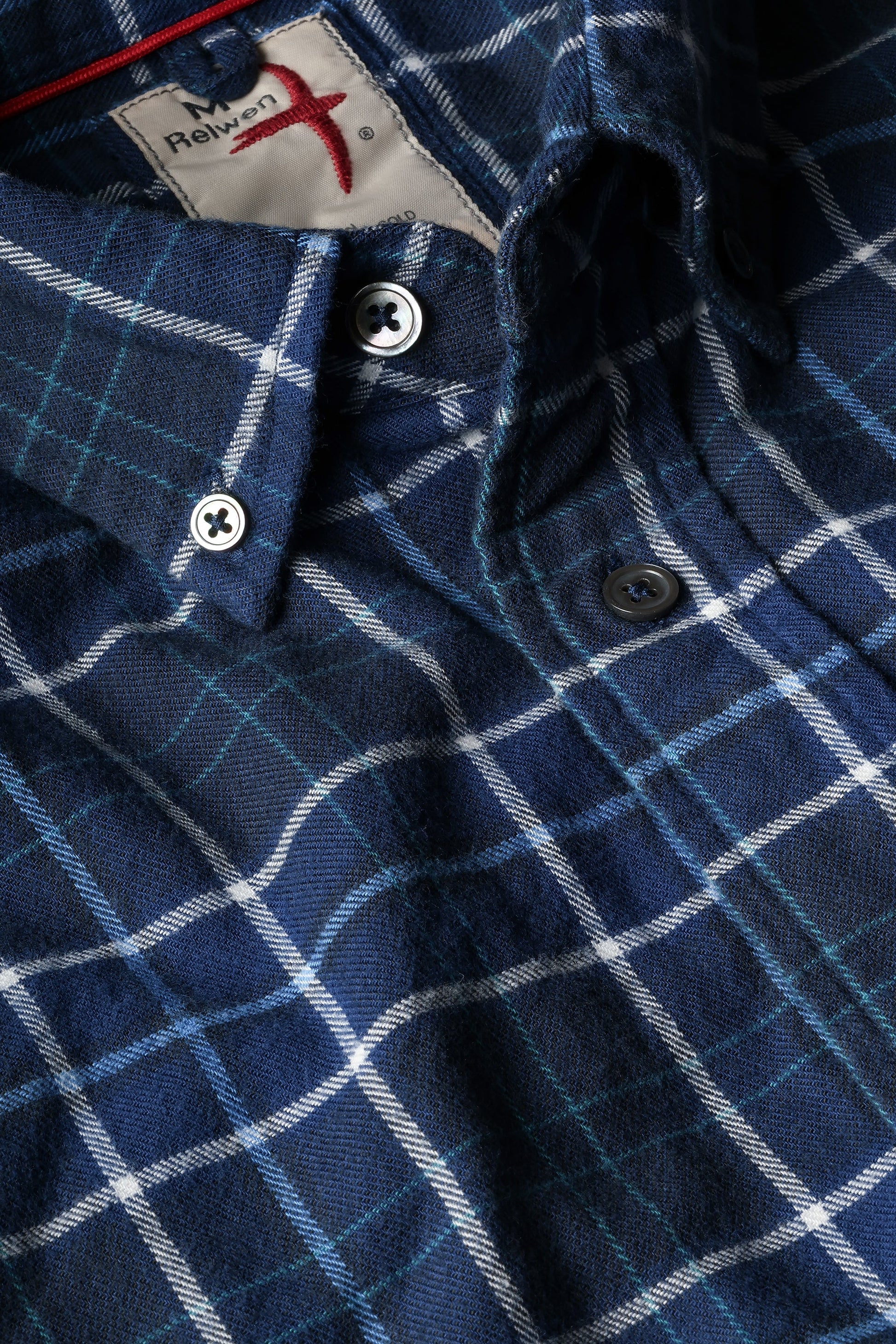 Relwen Flyweight Flannel - Dark navy plaid
