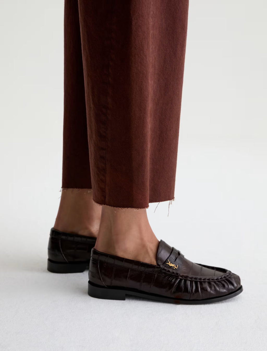 AG Hattie Crop Jean High-Rise Barrel - Chestnut
