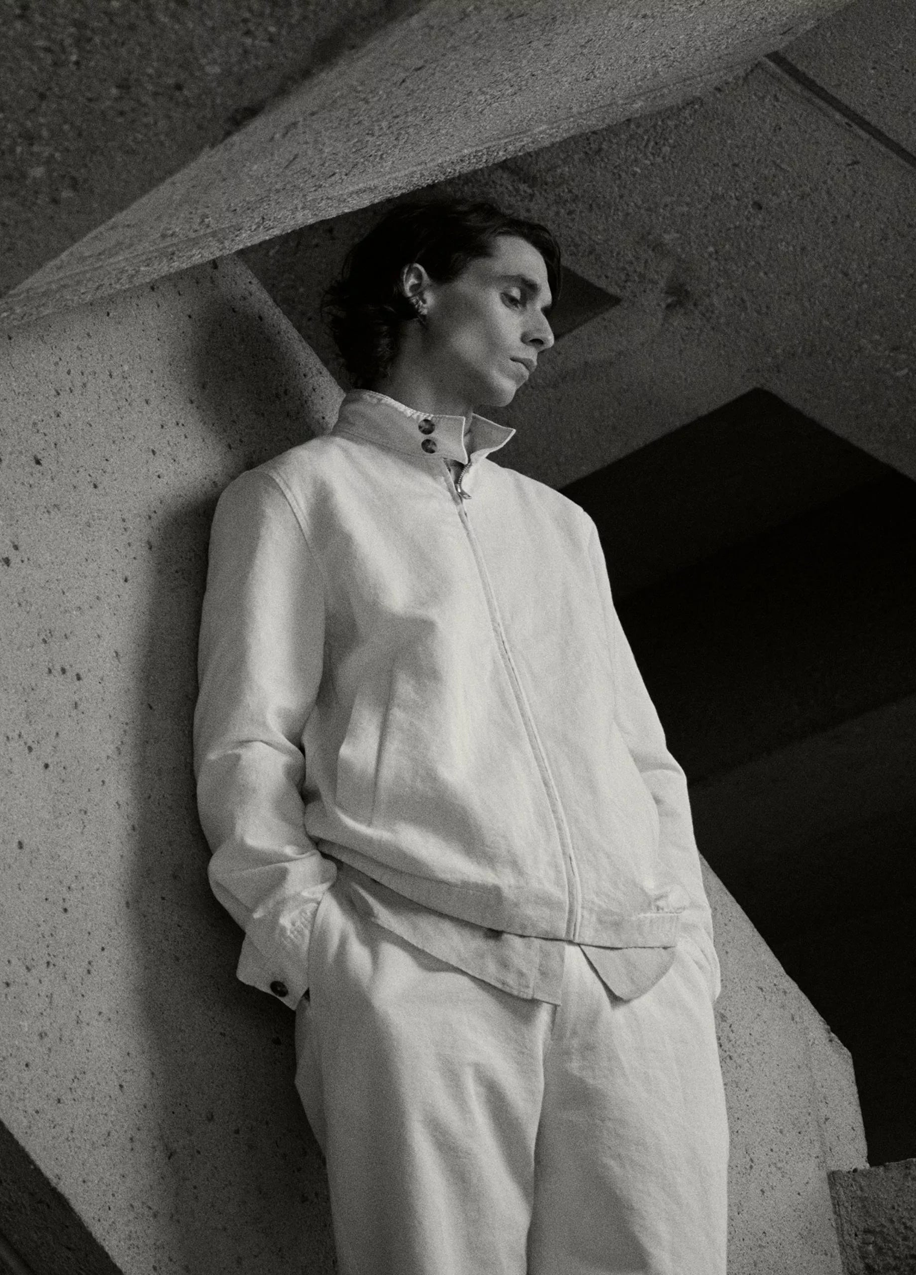 Vince Italian Band-Collar Bomber Jacket - Blanco