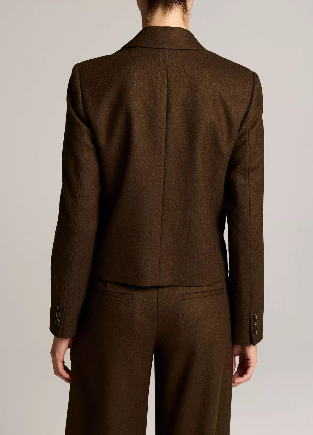 Vince Short Wool Blazer - Pinewood