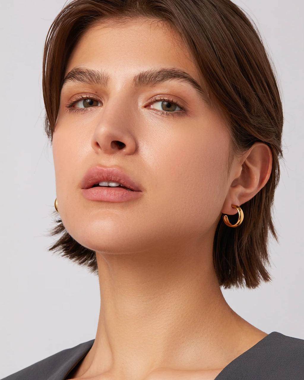 Jenny Bird Staple Hoop Earings Small - Gold