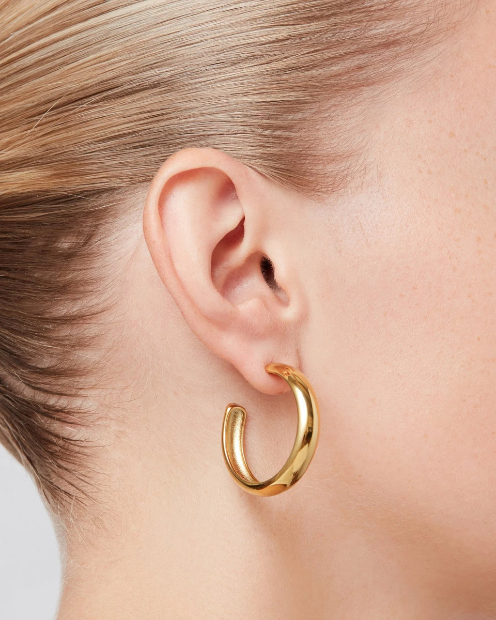 Jenny Bird Staple Hoop Earrings - Large - Gold