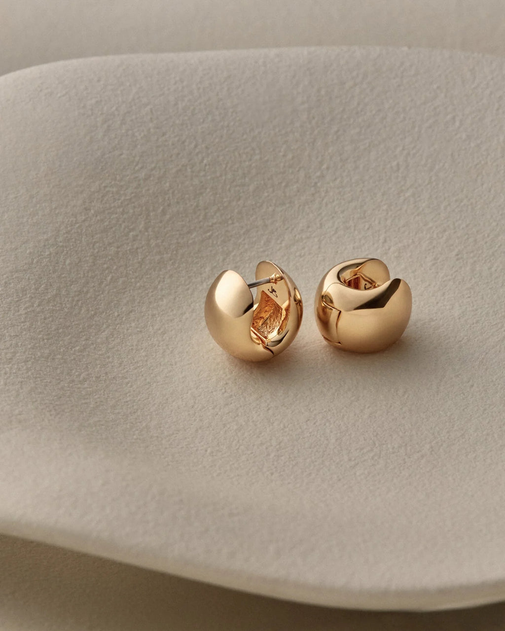 Jenny Bird Mini Gemma Hoops - Gold