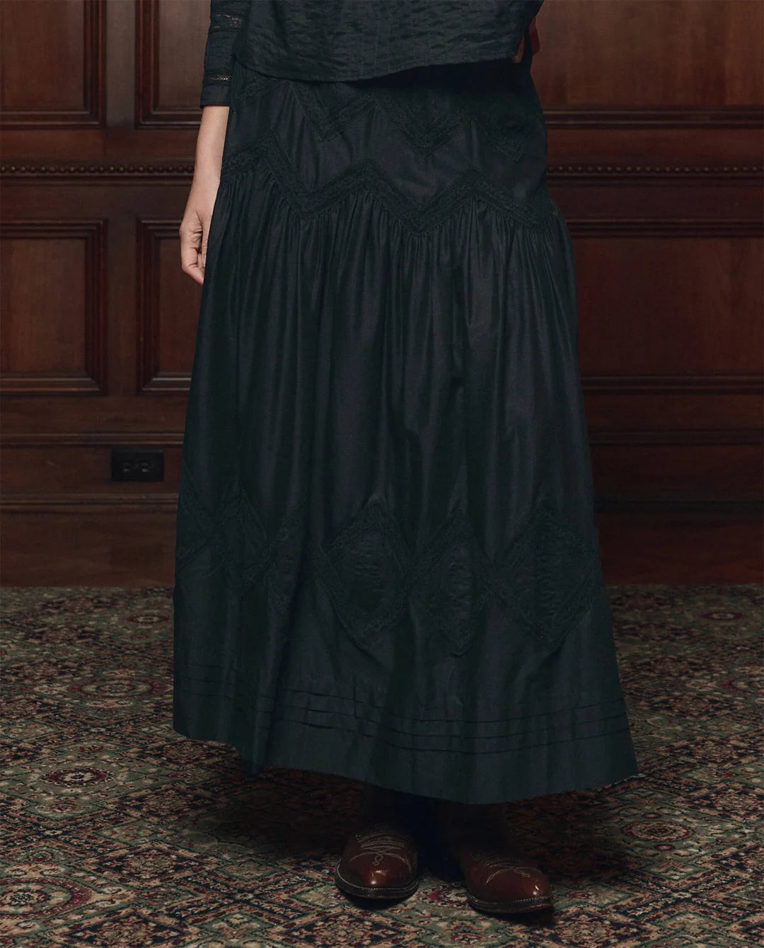 The Great Lattice Lace Victorian Skirt  - Black