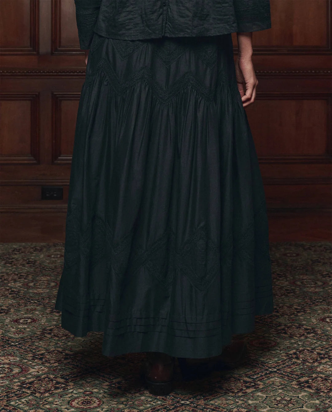 The Great Lattice Lace Victorian Skirt  - Black