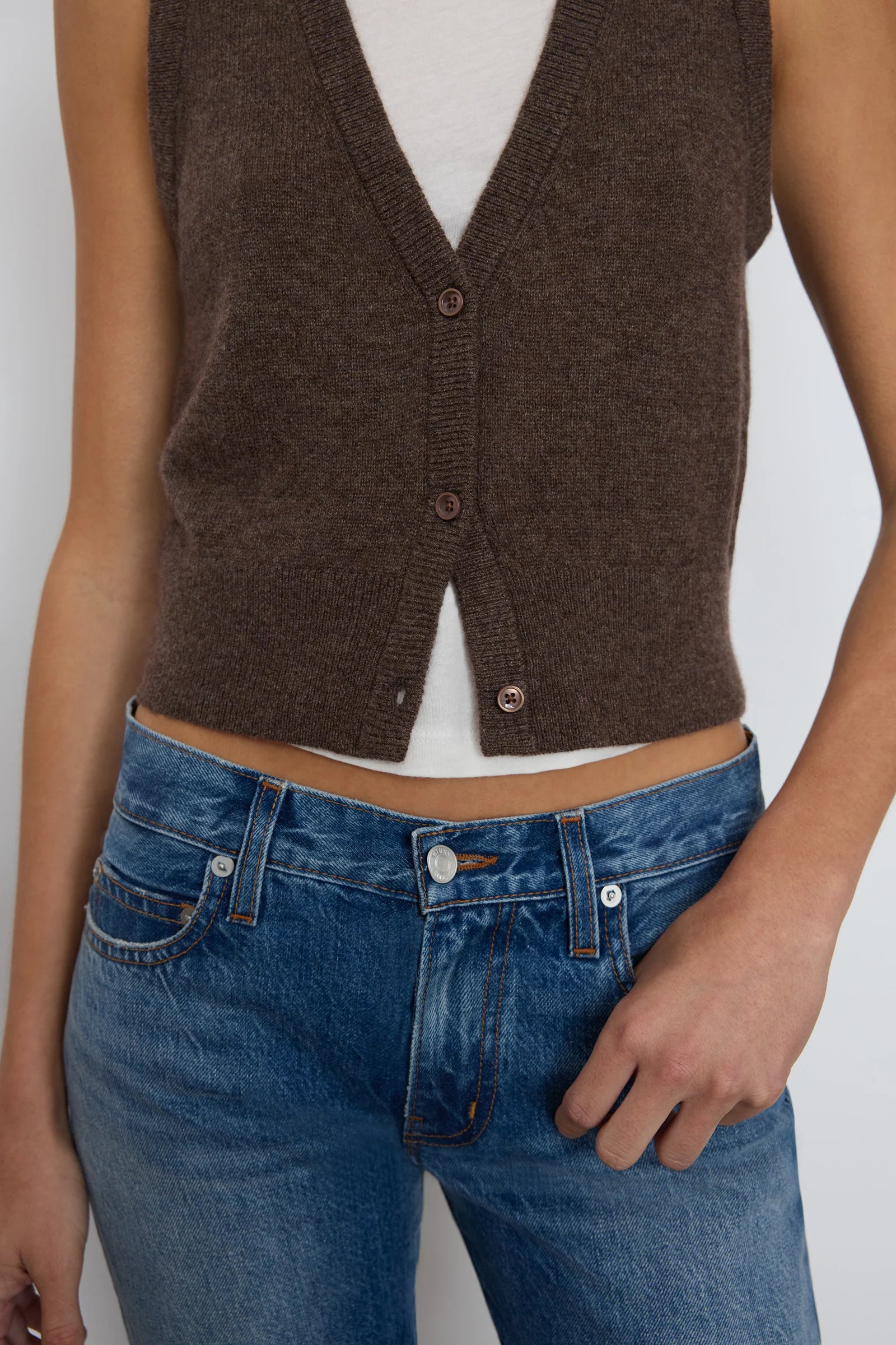 ÉTERNE Leroy Vest  - Mushroom