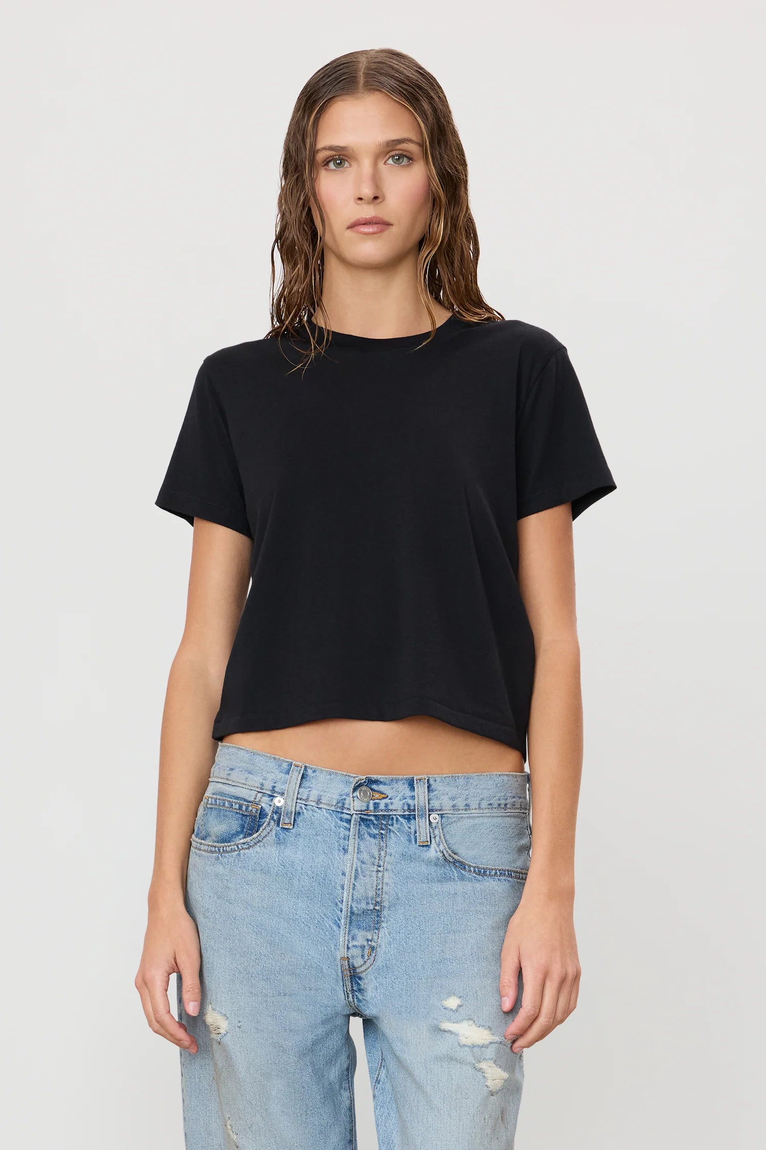 ÉTERNE Short Sleeve Boxy Tee  - Black