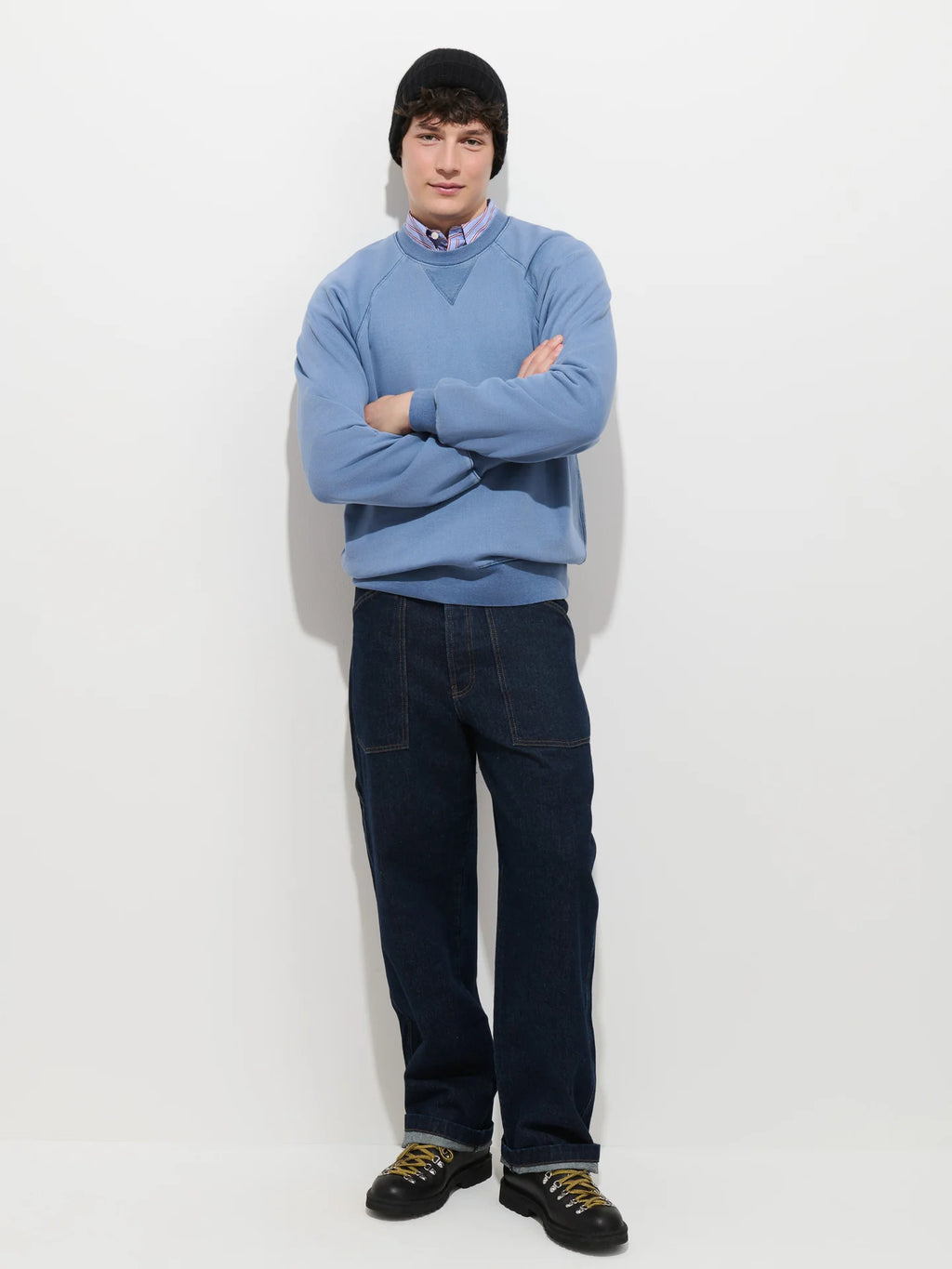 Alex Mill Garment Dye Raglan Sweatshirt in Cotton Fleece - Stormy Sea